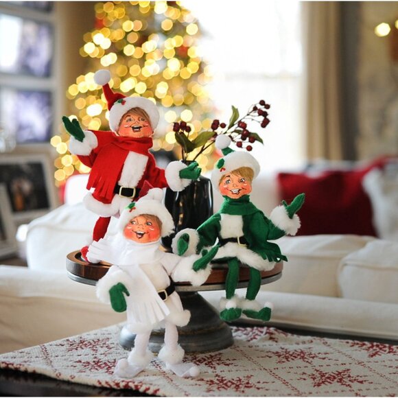 NWT ANNALEE DOLLS 9" Very Merry White Elf 510420 Christmas Decor 2020 Posable - Picture 2 of 7